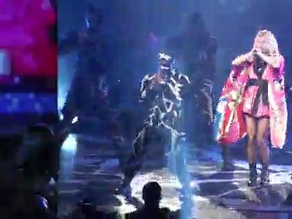 Exklusiv: britney spears´ femme fatale-tour