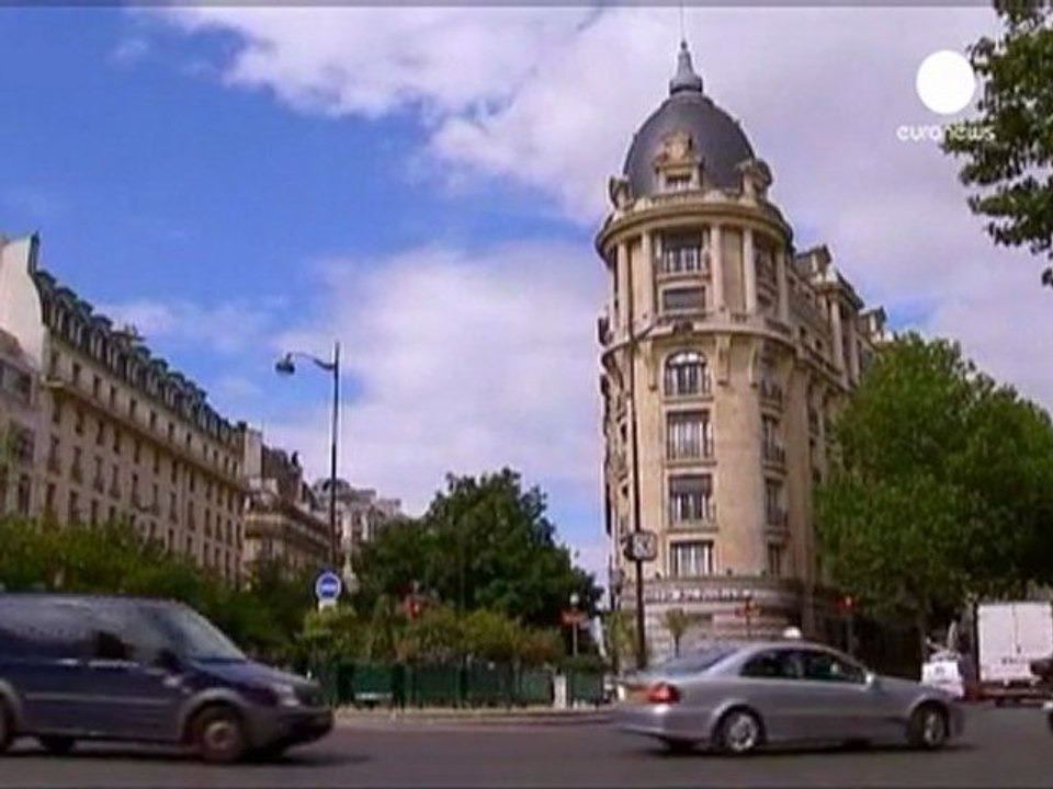 Barclays cuts jobs, BNP Paribas' profit disappoints