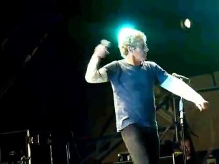 Roger Daltry - Baba O'Riley (Live at Lokerse Feesten 07-30-2011)