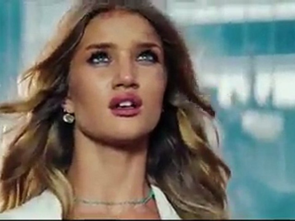 Transformers 3 Dark of the Moon Trailer 3 Official (HD)