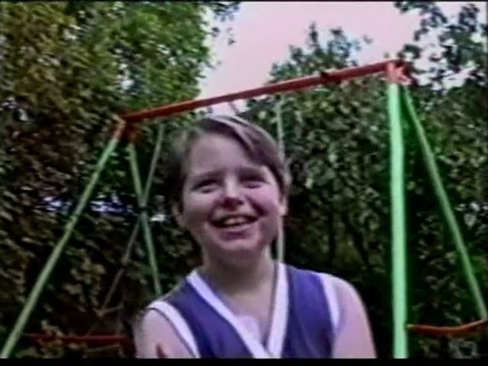 199x-Claire-Pub