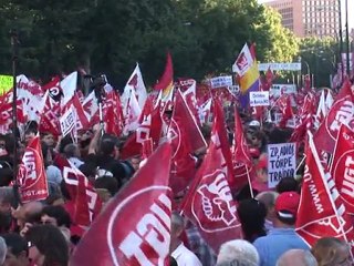 EU scrambles to contain global debt heat