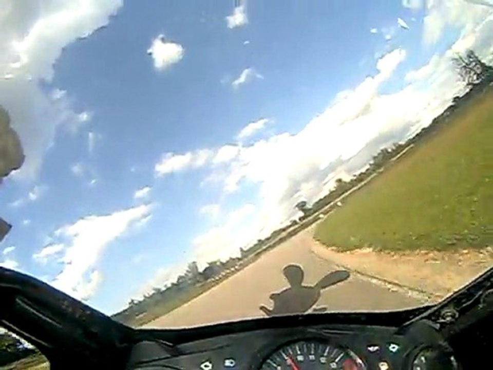 roulage circuit Chenevières le 22/07/11 Par un Top pilot anonyme en 600 CBR #21