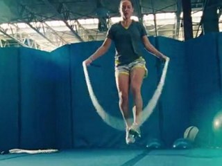 Under Armour Reklamı / Lauren Cheney US Soccer - bodytr.com