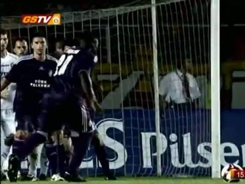 İsmail YK - Sari Kirmizi.Com