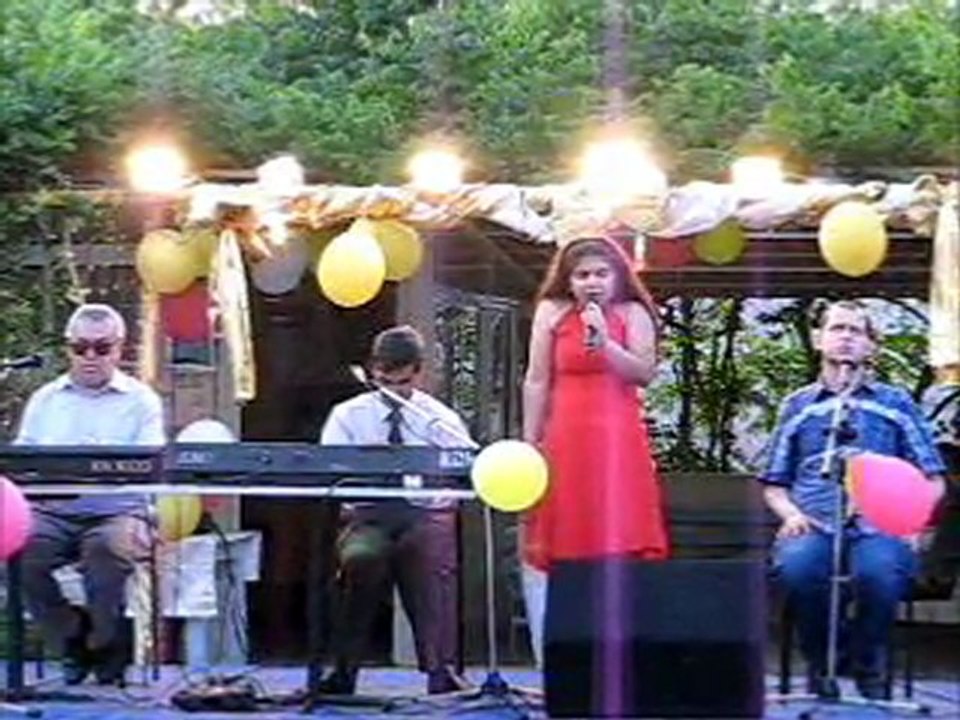 Ayşegül Derin arkadaş