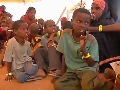 Somalis flee famine and conflict