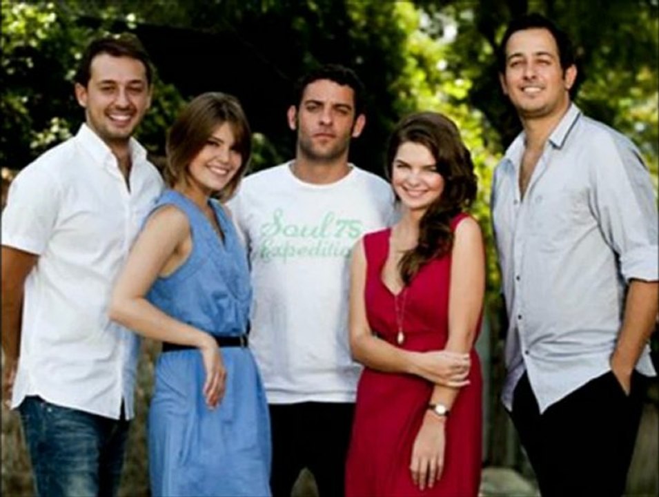 Cem Adrian _ Aylin Aslım - Herkes Gider Mi