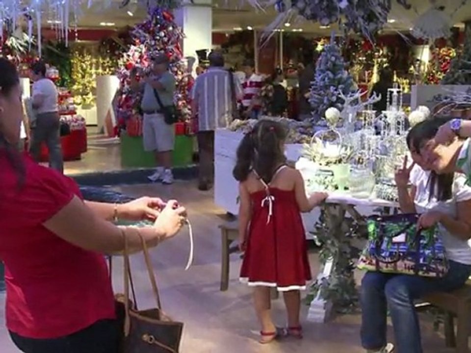 Es weihnachtet schon sehr - in Londons Kaufhäusern