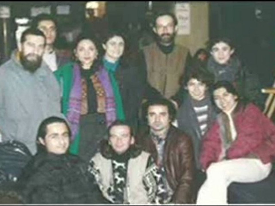 Ezginin Günlüğü - Mutlu Olmak Varken Bu Dünyada