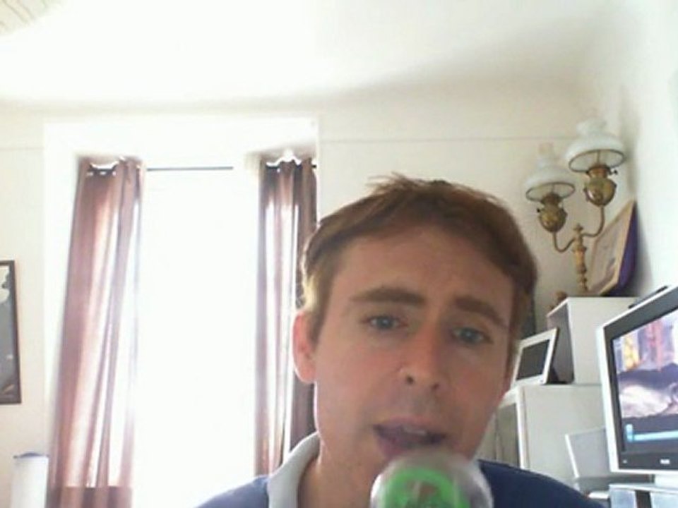 Wiwi égratigne "break of dawn" d'Eric Saade