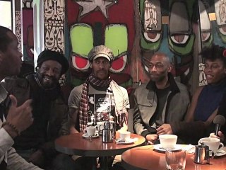 STAY TUNED S4 N°81 PUSH UP