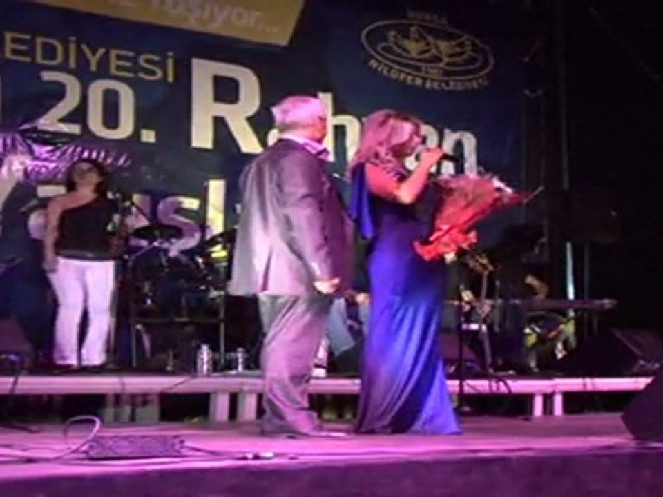 BURSA SONGÜL KARLI KONSERİ (23 07 2011)