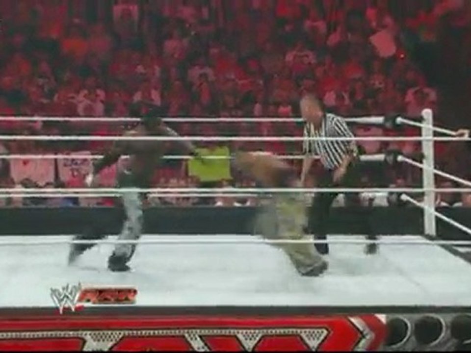 WWE Bottom Line 2011.08.06