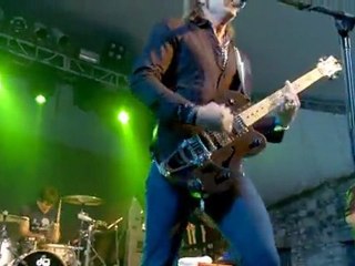 Eagles Of Death Metal - Bad Dream Mama (Live)