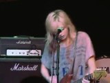 The Ting Tings - Fruit Machine (live)