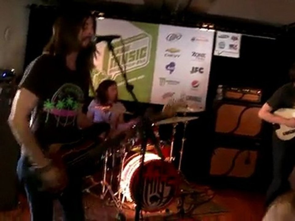 The Whigs - In The Dark (live)