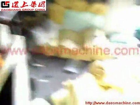 Automatic non-woven bag machine全自动无纺布制袋机