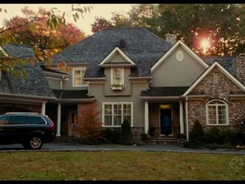 The Sitter Red Band Trailer