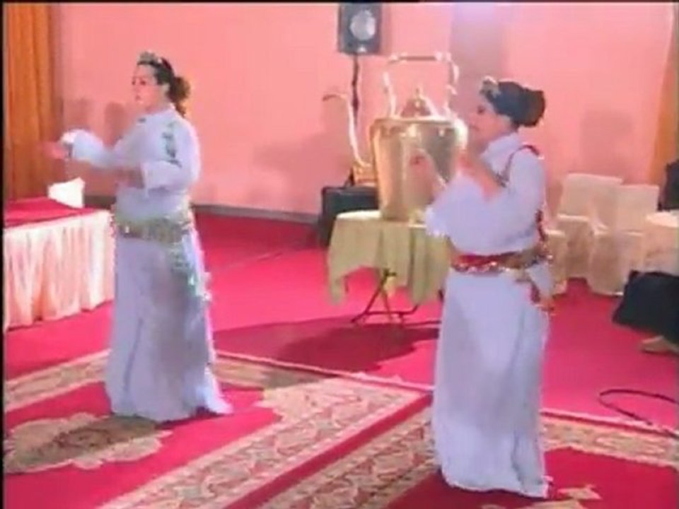 وأحلى رقص مغربي لِشيخات الأطلس
