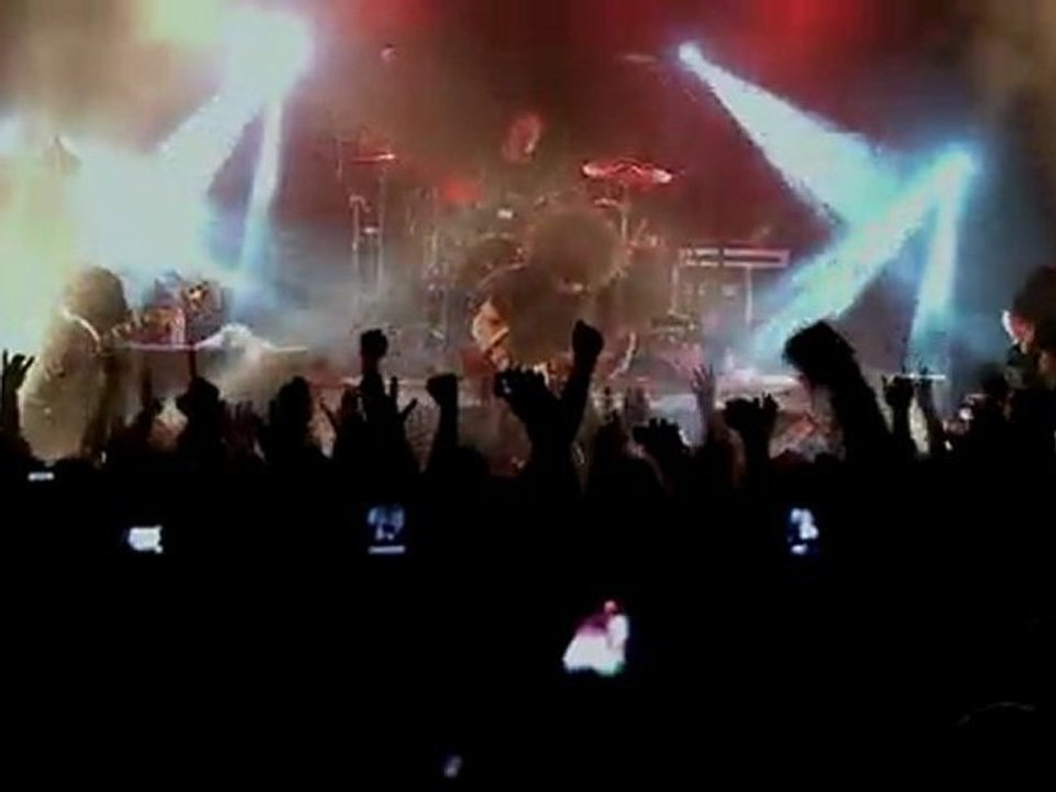 Coheed and Cambria - Welcome Home (live)