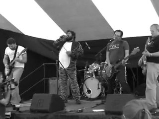 The Contact High Five - Debbie Diabetes (live)