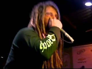 Graves Of Valor - To Breathe Blood (live)