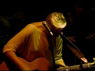 Sarah Jaffe - Under (live)