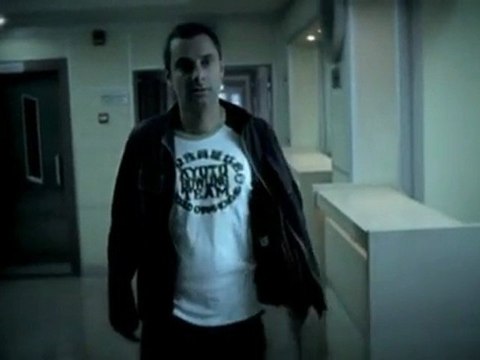 sezen aksu- arkadaş şarkısını duyunca