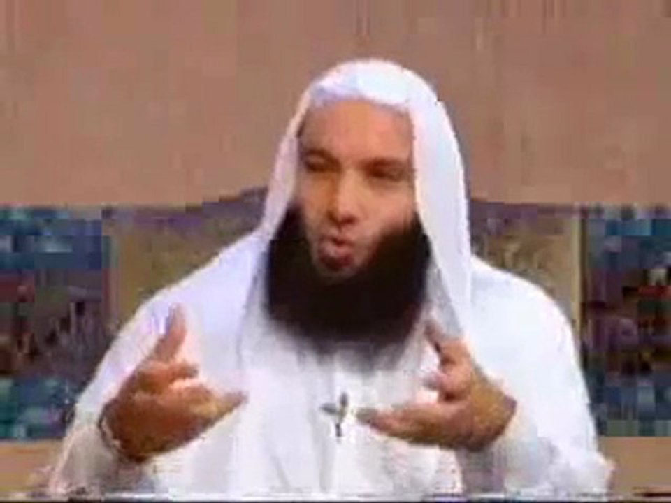 ما حكم من لا يصلى التراويح؟