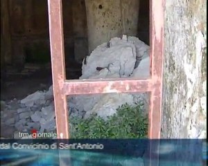 SASSI IL CONVICINIO PIENO DI MONNEZZA 5 -8-2011