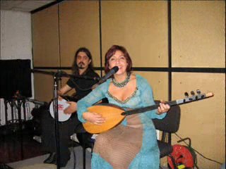 Nilüfer Akbal= ZARA