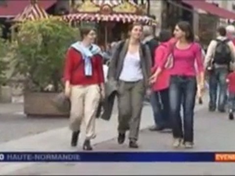 Rouen - 3 jeunes femmes préparent les JMJ 2011 - France 3 Haute Normandie