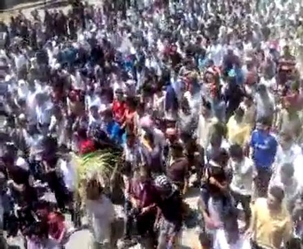 22-07-2011 سوريا حمص البياضة في جمعة احفاذ خالد Syria Homs Albayada