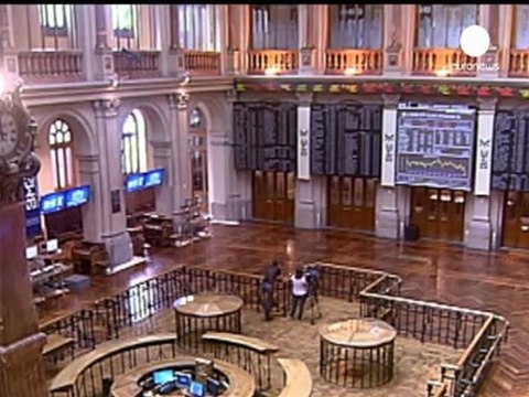 Berlusconi: pareggio di bilancio anticipato al 2013