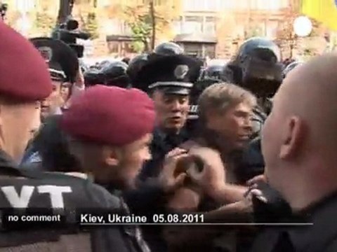 Ukraine: l'ex-PM Ioulia Timochenko arrêtée - no comment