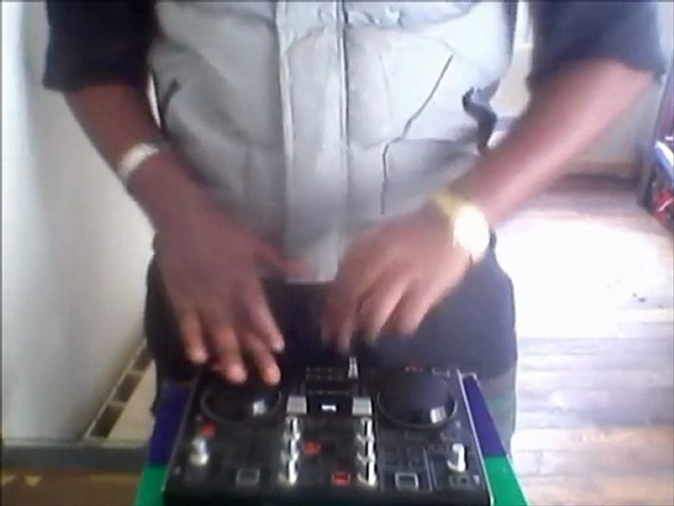 Dj Flam IMPRO MIX [OFFICIAL VIDEO] AUGUST 2011