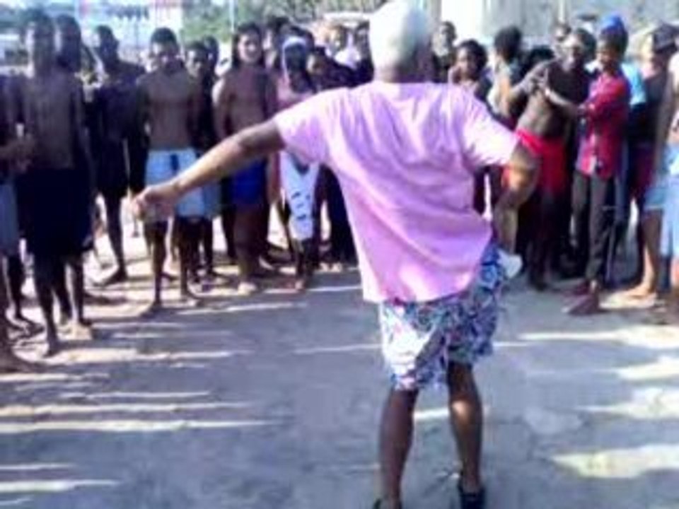 Kuduro-nelo_makina de kuduro