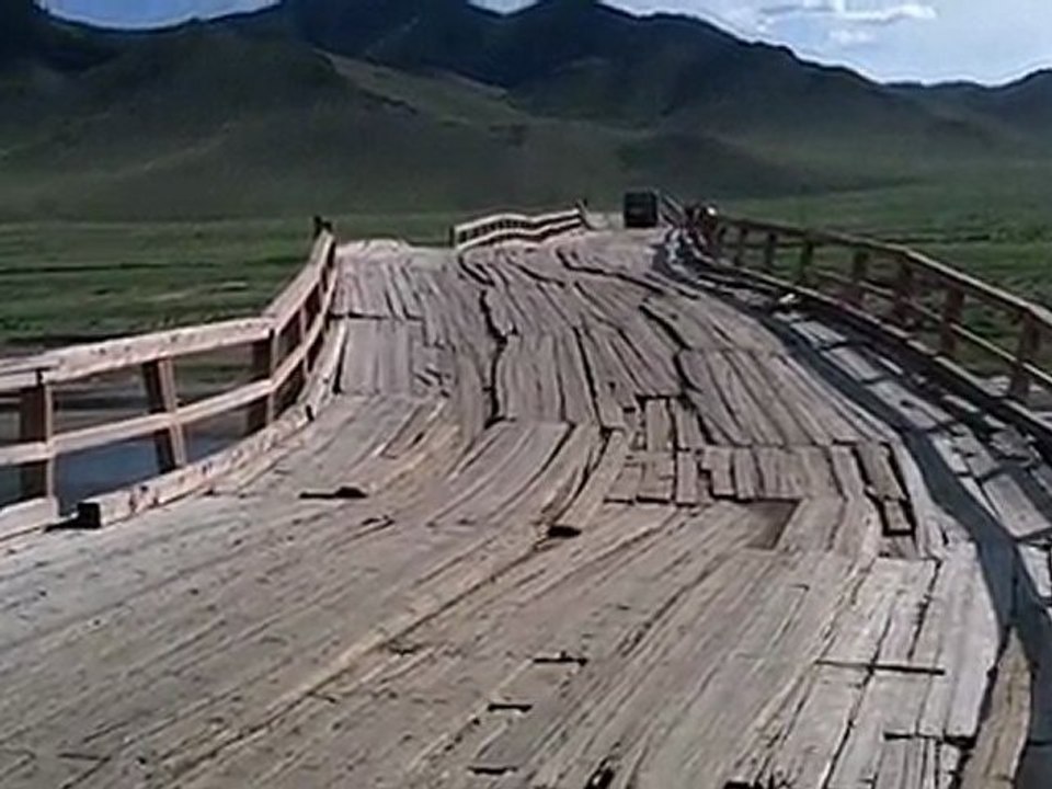 mongolie- (2)-passage de pont a jargalant