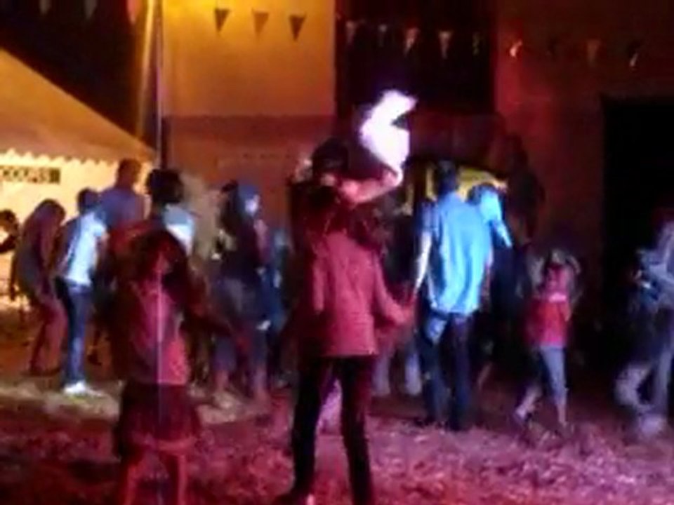 Fête du village 2011 - Le Sauze du lac - Soirée "Paille"