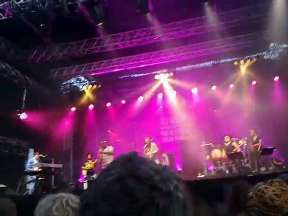 Manu DIBANGO : Les 20 ans des ESCALES de Saint Nazaire le 6 août 2011