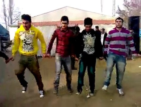 ÇILGIN DANS HALAY halaylar apaçi gençlik @ MEHMET ALİ ARSLAN Videos