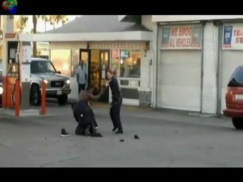 Mortal Kombat Cop
