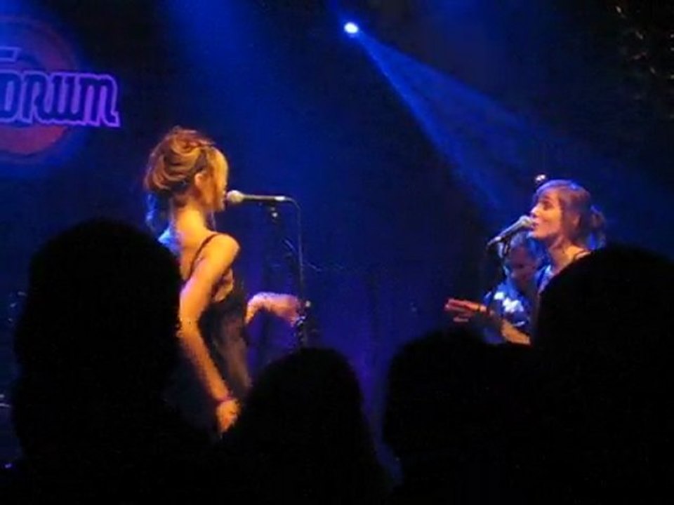 Nouvelle Vague - I just can't get enough @ Le Forum de Vauréal 19/10/2008