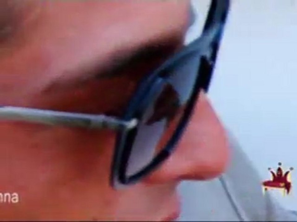 abiti borse occhiali da sole intimo gonne scarpe giacche camicie felpe t-shirt 2011 2012 2013 online