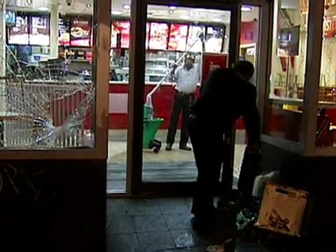 Riots spread across London