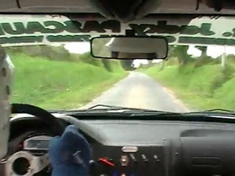 surin/leroux rallye de la baie2011 es4