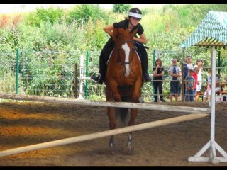 L'histoire de Steffie et Merry, et Marine et Worka.