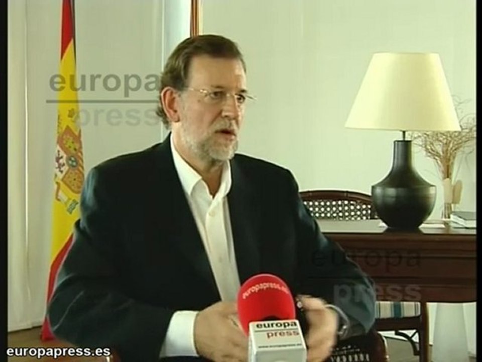 Rajoy defiende la "honradez" de Camps