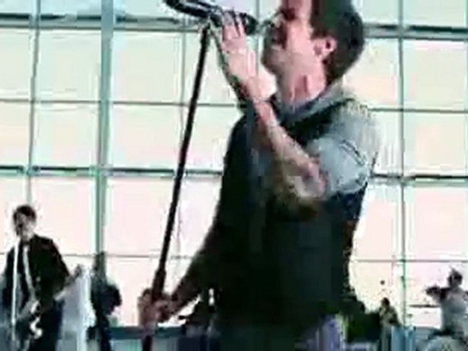 Simple Plan - Jet Lag ft. Marie-Mai (Official Video)